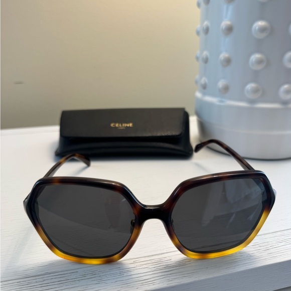 Celine Brown Tortoise Sunglasses - Picture 3 of 3